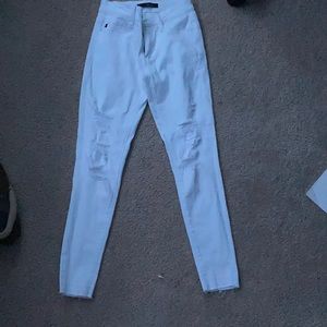 White rip jeans